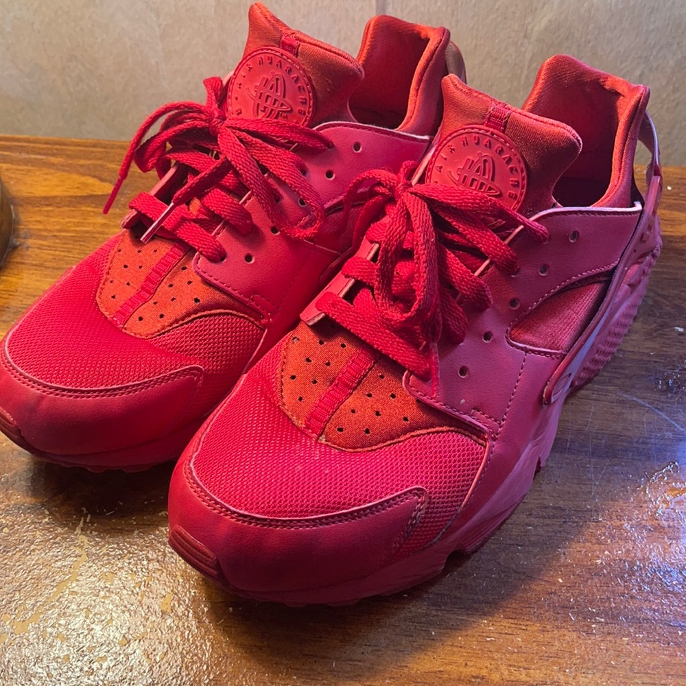 Nike Red Huaraches